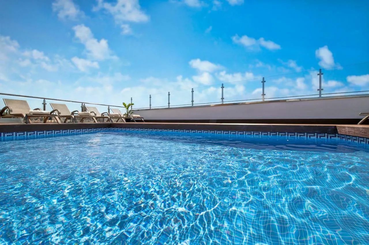 Salles Hotel Malaga Centro location